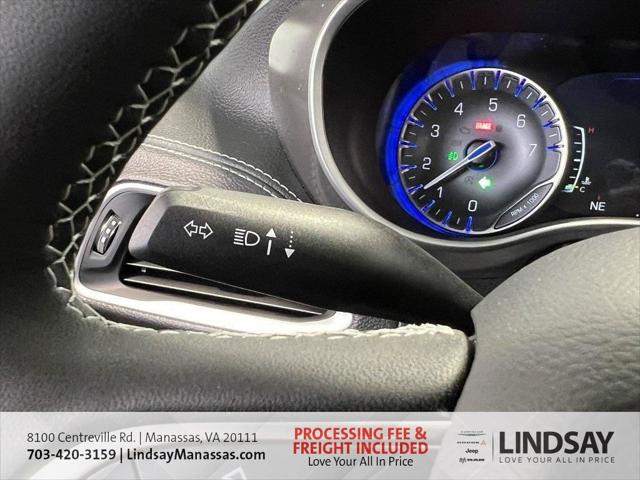 2026 Chrysler Pacifica Select AWD