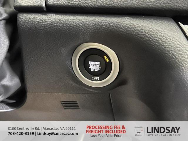 2026 Chrysler Pacifica Select AWD