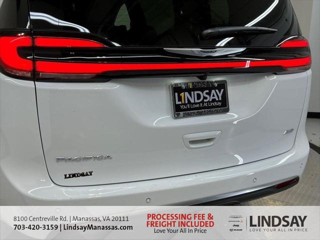 2026 Chrysler Pacifica Pinnacle AWD