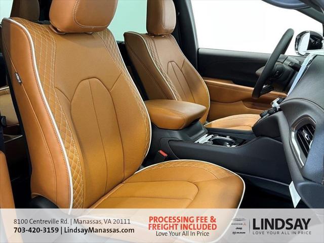 2026 Chrysler Pacifica Pinnacle AWD