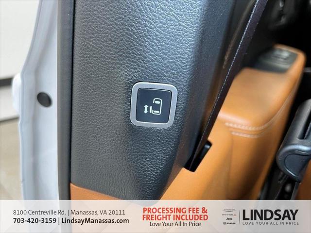 2026 Chrysler Pacifica Pinnacle AWD