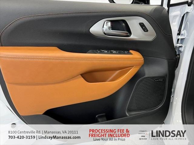 2026 Chrysler Pacifica Pinnacle AWD