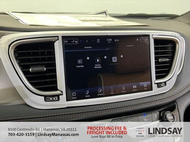 2026 Chrysler Pacifica Pinnacle AWD