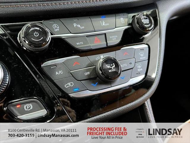 2026 Chrysler Pacifica Pinnacle AWD