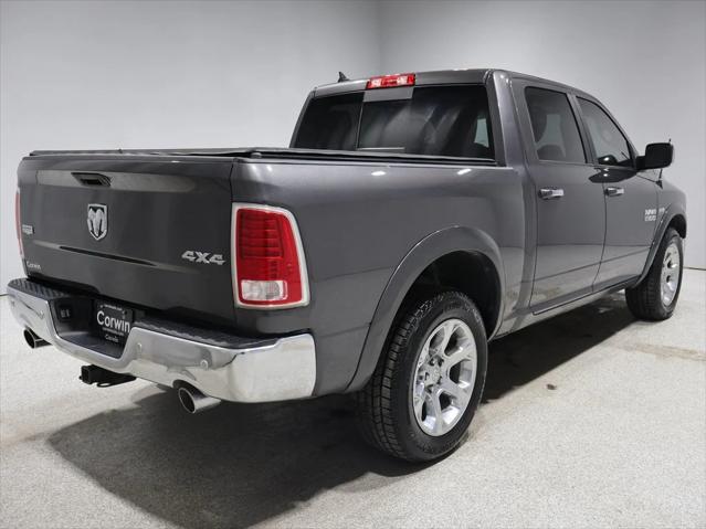 2017 RAM 1500 Laramie Crew Cab 4x4 57 Box