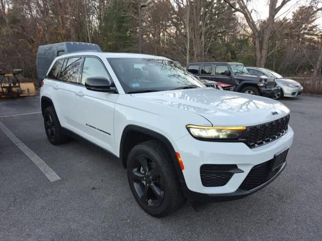 2023 Jeep Grand Cherokee Altitude 4x4