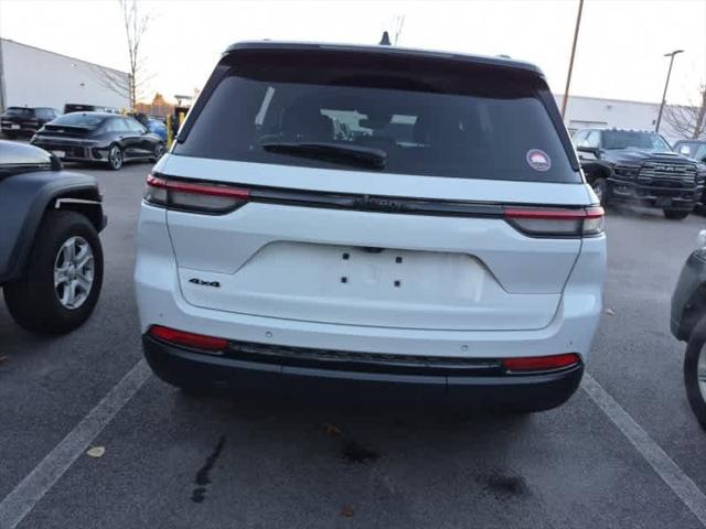 2023 Jeep Grand Cherokee Altitude 4x4