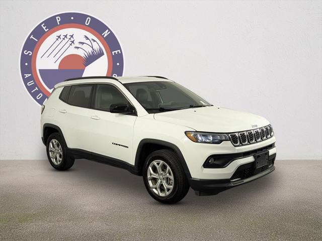 2024 Jeep Compass Latitude 4x4 2024 Jeep Compass Latitude 4x4