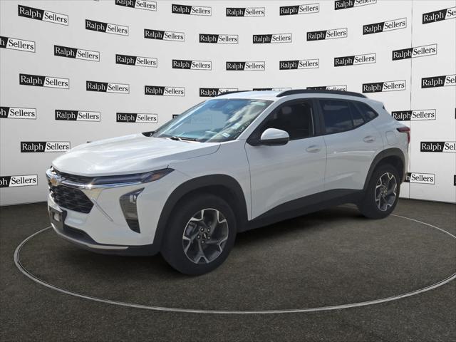 2025 Chevrolet Trax FWD LT