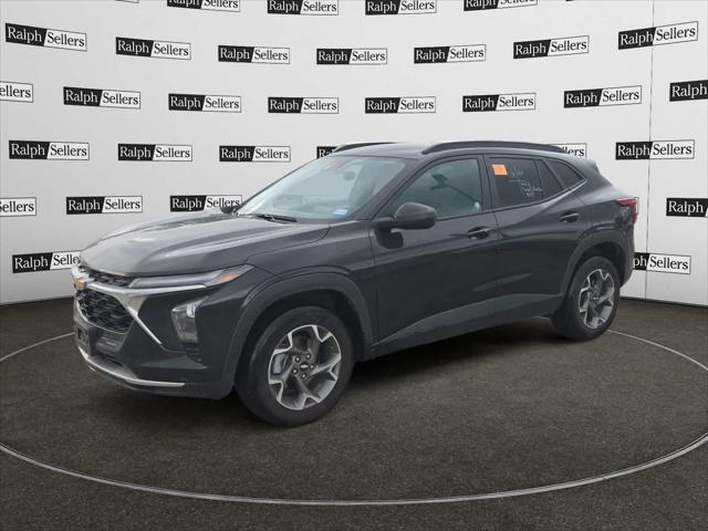 2025 Chevrolet Trax FWD LT