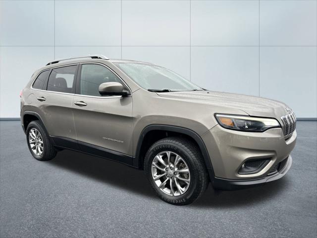 2019 Jeep Cherokee Latitude Plus 4x4 2019 Jeep Cherokee Latitude Plus 4x4