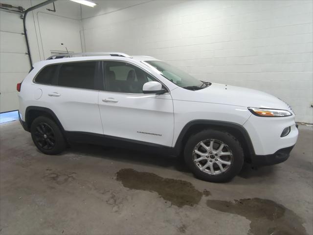 2018 Jeep Cherokee Latitude Plus FWD 2018 Jeep Cherokee Latitude Plus FWD