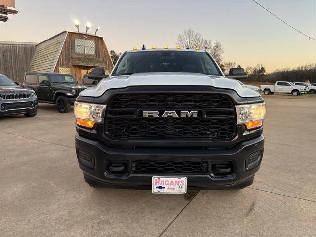 2020 RAM 2500 Tradesman Crew Cab 4X4 64 Box