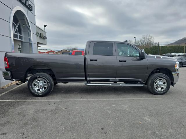 2024 RAM 2500 Tradesman Crew Cab 4x4 8 Box