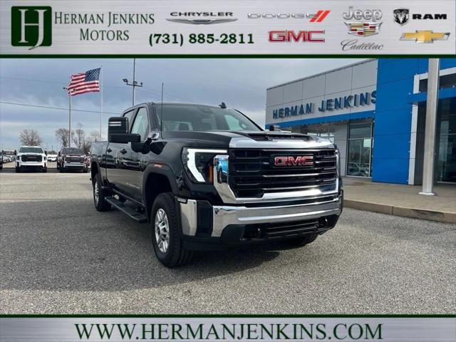 2024 GMC Sierra 2500HD 4WD Crew Cab Standard Bed Pro 2024 GMC Sierra 2500HD 4WD Crew Cab Standard Bed Pro
