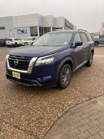 2024 Nissan Pathfinder SV 4WD