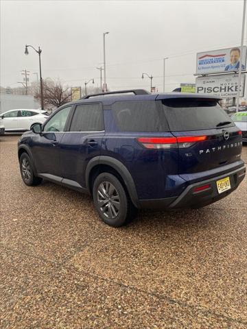 2024 Nissan Pathfinder SV 4WD