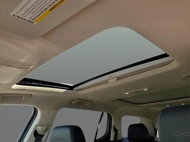 2023 GMC Acadia AWD Denali
