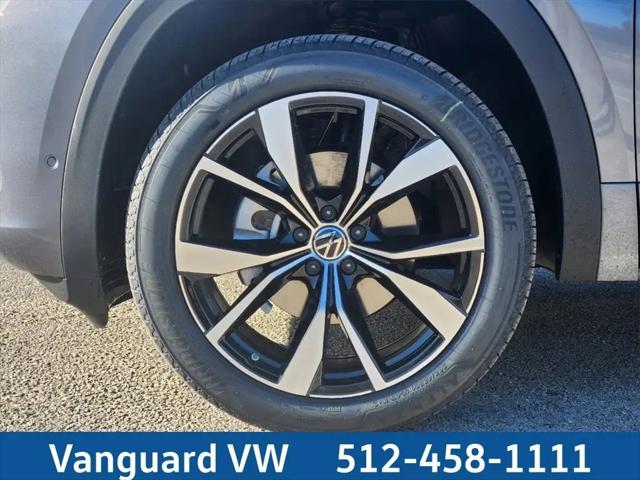 2025 Volkswagen Atlas 2.0T SEL Premium R-Line