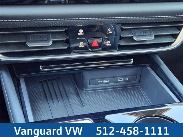 2025 Volkswagen Atlas 2.0T SEL Premium R-Line
