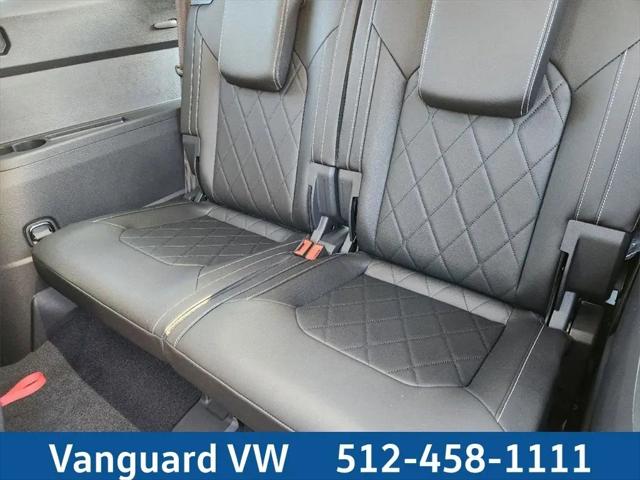 2025 Volkswagen Atlas 2.0T SEL Premium R-Line