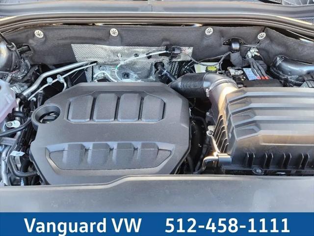 2025 Volkswagen Atlas 2.0T SEL Premium R-Line