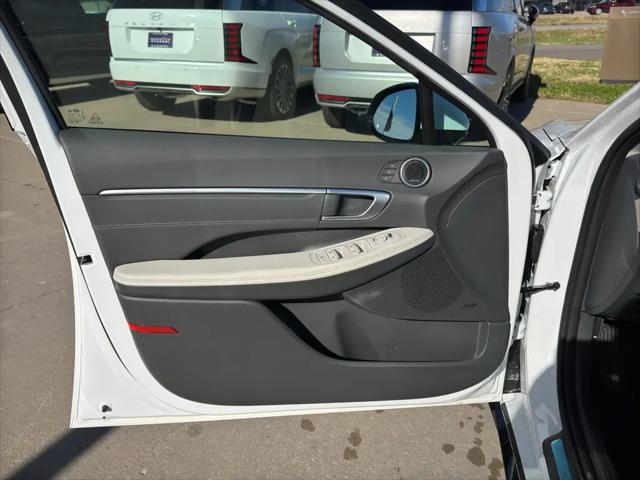 2026 Hyundai Sonata Hybrid Limited