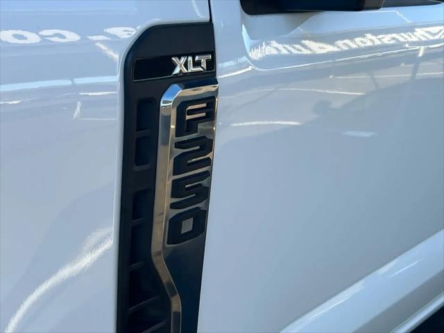 2023 Ford F-250 XLT