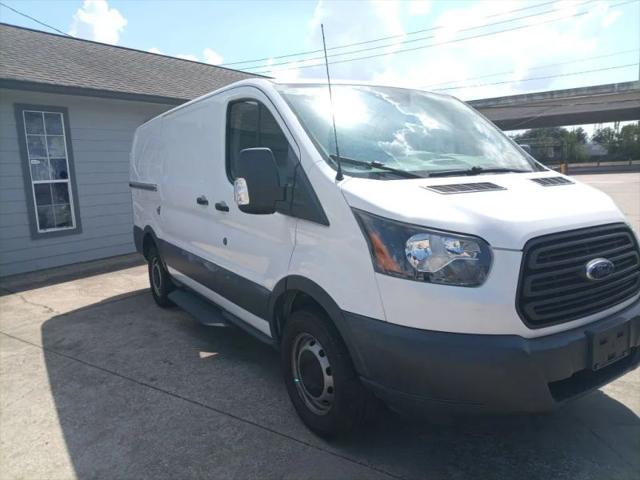 2018 Ford Transit w/Sliding Side Door w/RWB