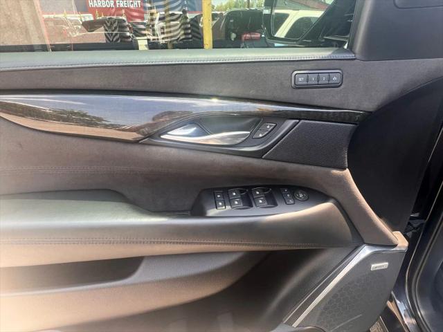 2018 Cadillac Escalade Platinum