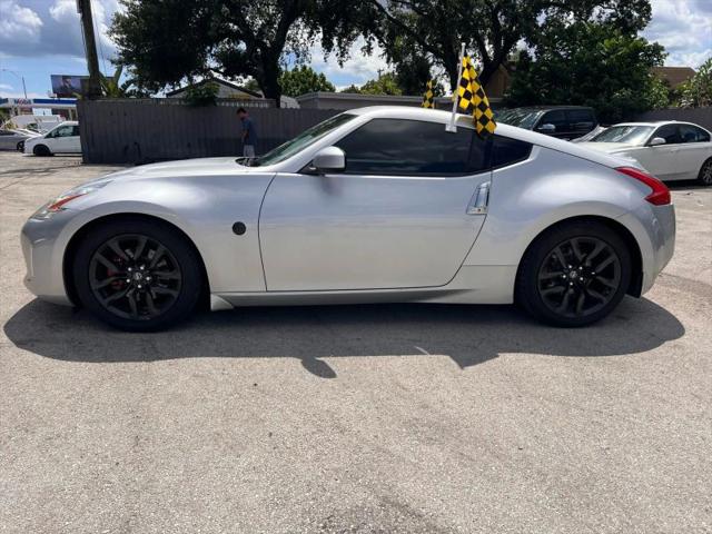 2017 Nissan 370Z Base