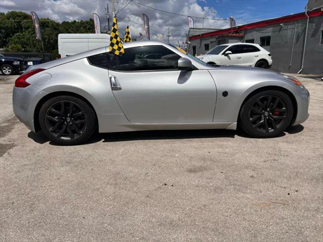 2017 Nissan 370Z Base