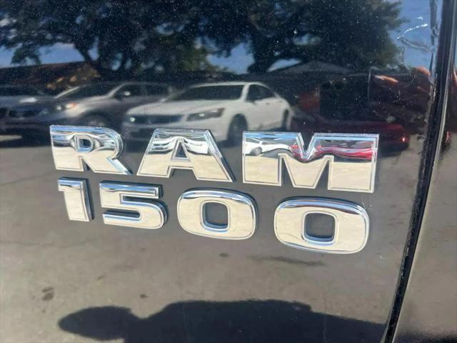 2017 Ram 1500 Lone Star Silver Crew Cab 4x2 57 Box