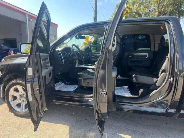 2017 Ram 1500 Lone Star Silver Crew Cab 4x2 57 Box