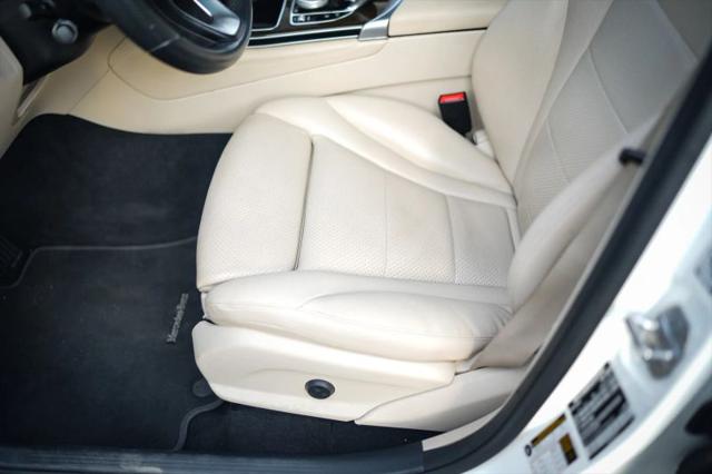 2016 Mercedes-Benz GLC 300