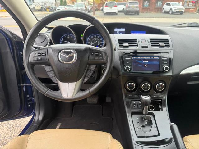 2013 Mazda Mazda3 i Grand Touring