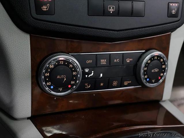 2011 Mercedes-Benz C-CLASS C 300 Luxury 4MATIC