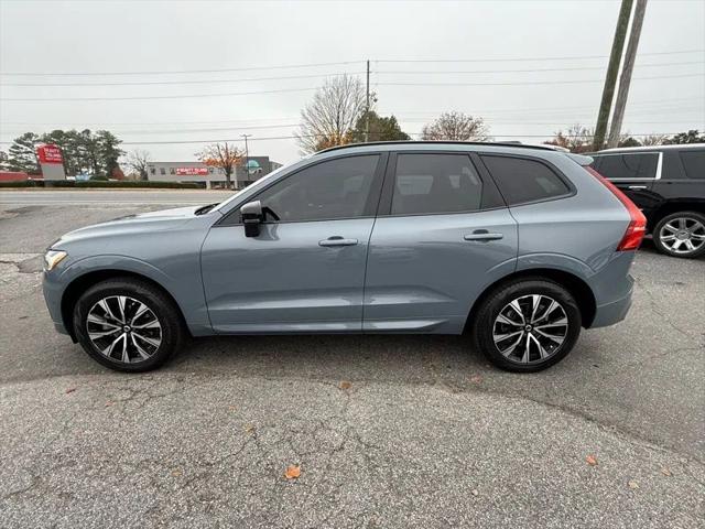 2023 Volvo XC60 B5 Plus Dark Theme