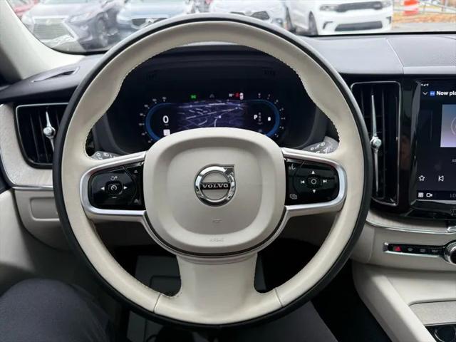 2023 Volvo XC60 B5 Plus Dark Theme