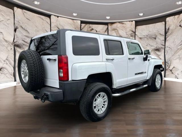 2008 HUMMER H3 Base