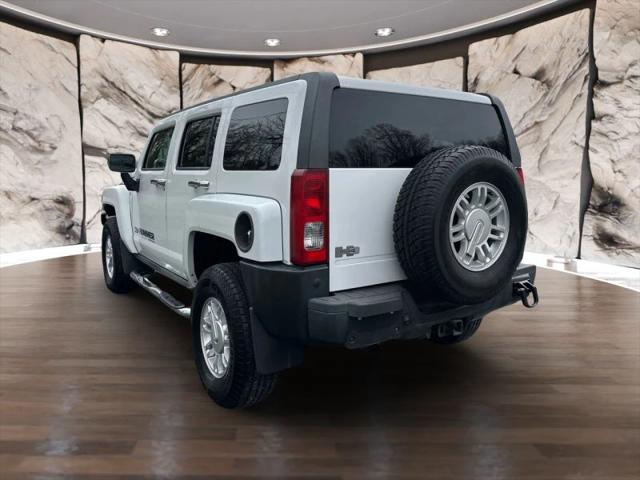 2008 HUMMER H3 Base