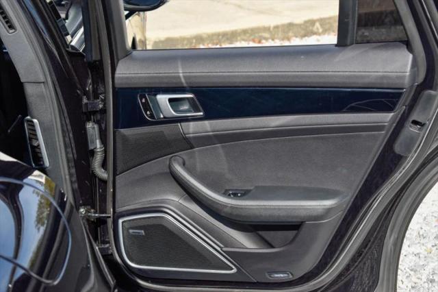 2021 Porsche Panamera 4