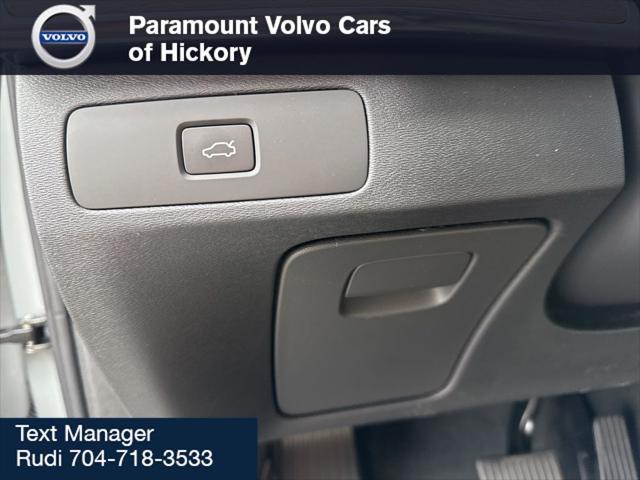 2026 Volvo XC90 Plus, B6 AWD Gas (mild hybrid), Gasoline, Bright, 7 Seats