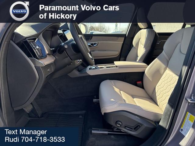 2026 Volvo XC90 Plus, B6 AWD Gas (mild hybrid), Gasoline, Bright, 7 Seats