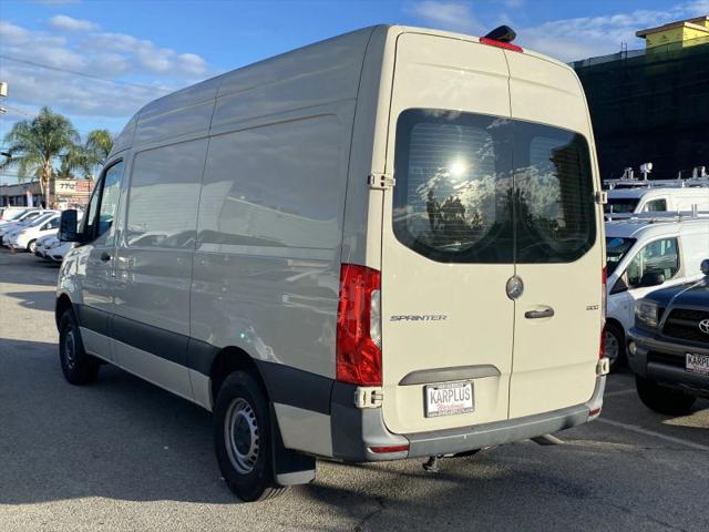 2022 Mercedes-Benz Sprinter 1500 Standard Roof I4
