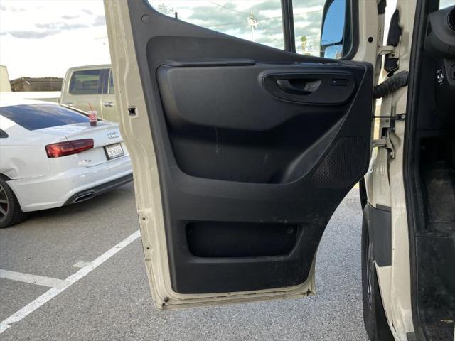 2022 Mercedes-Benz Sprinter 1500 Standard Roof I4