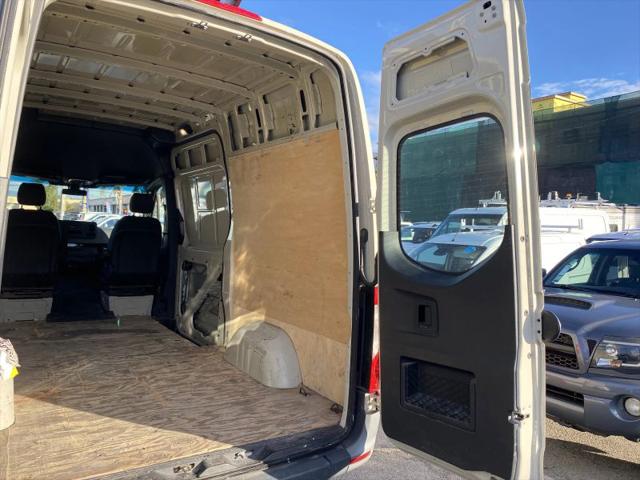 2022 Mercedes-Benz Sprinter 1500 Standard Roof I4