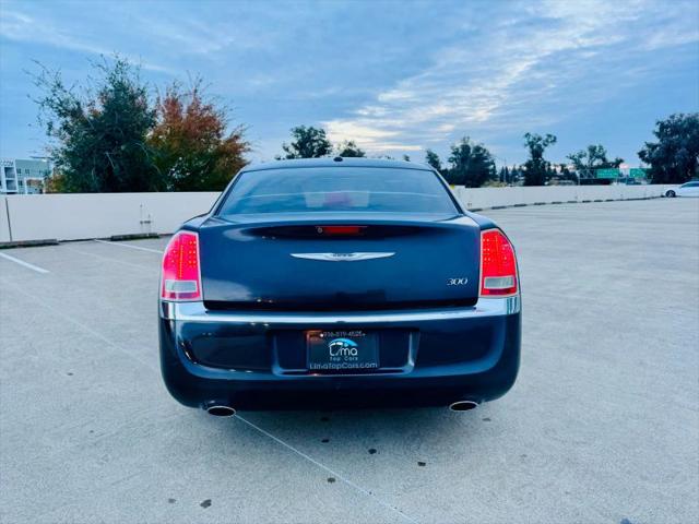 2012 Chrysler 300 Limited