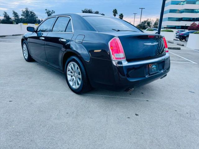 2012 Chrysler 300 Limited