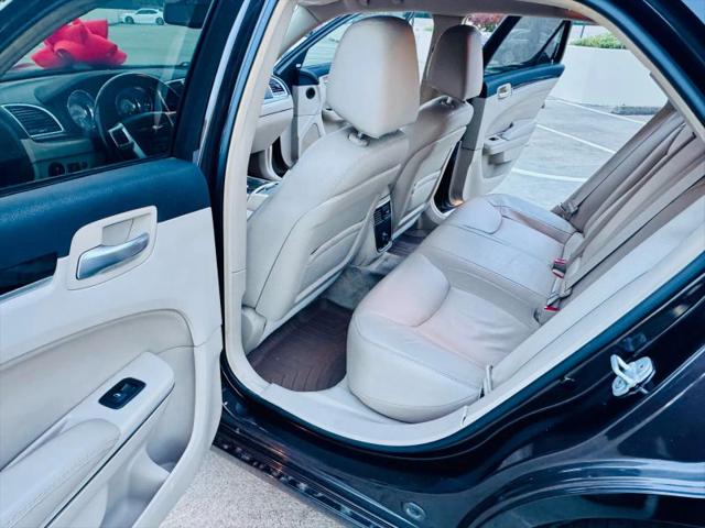2012 Chrysler 300 Limited